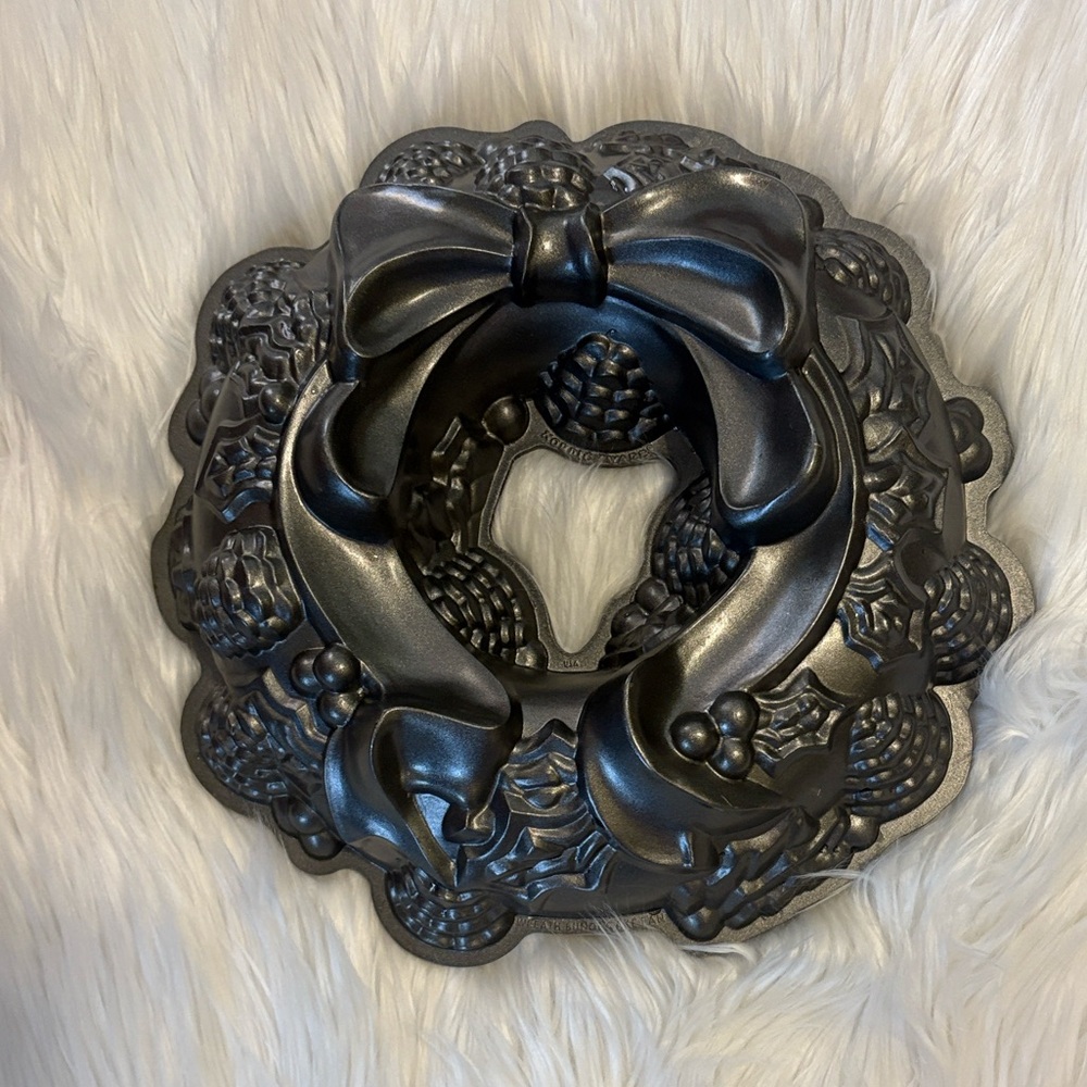 Nordic Ware Black Bundt Pan and (4) Christmas Cookie Cutters